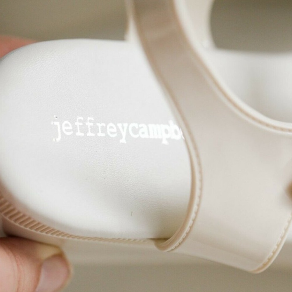 NWT Jeffrey Campbell Candied Cream Shiny Platform Fisherman Jelly Sandals - Picture 8 of 12